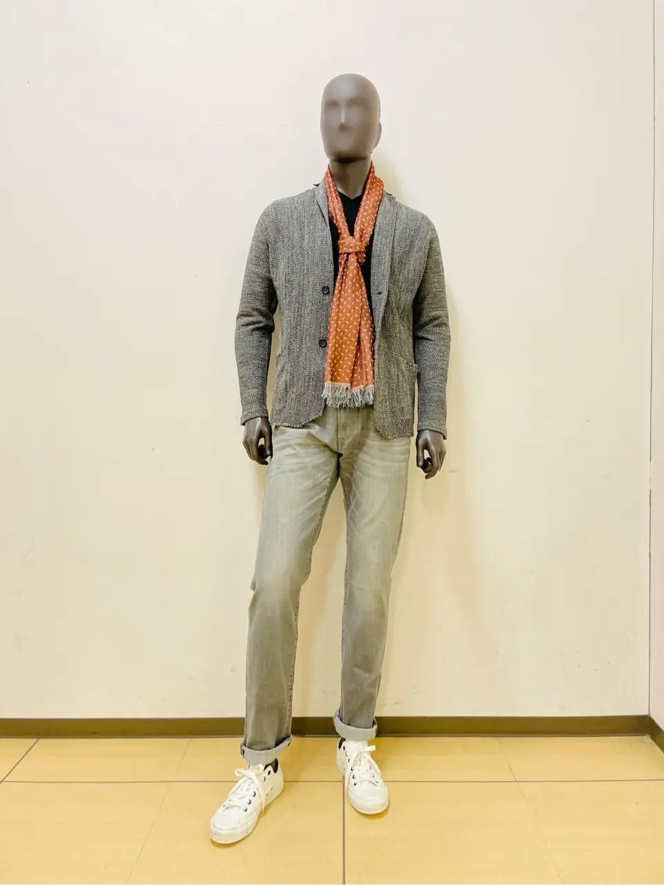 JOSEPH ABBOUD 金本 コーディネート画像