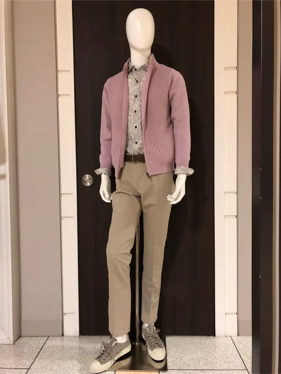 JOSEPH ABBOUD 山口 コーディネート画像