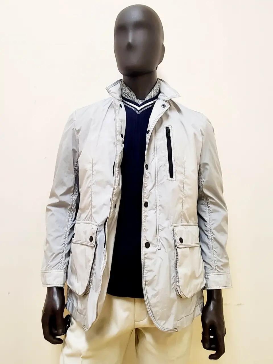 JOSEPH ABBOUD 亀井 コーディネート画像