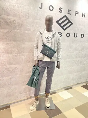 JOSEPH ABBOUD 東　 コーディネート画像