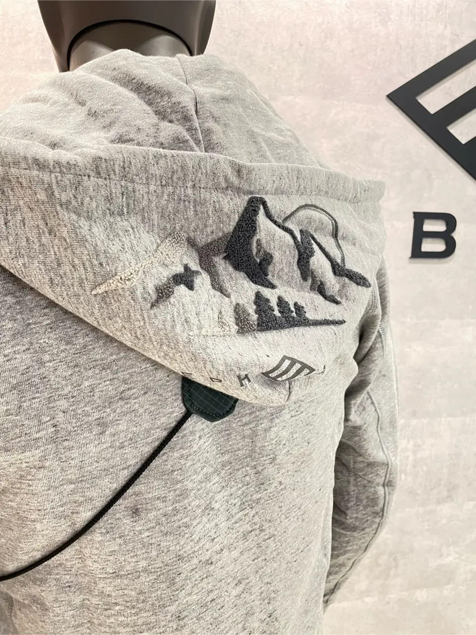 JOSEPH ABBOUD 東　 コーディネート画像