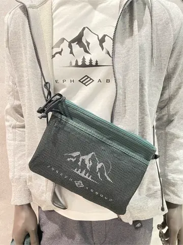 JOSEPH ABBOUD 東　 コーディネート画像