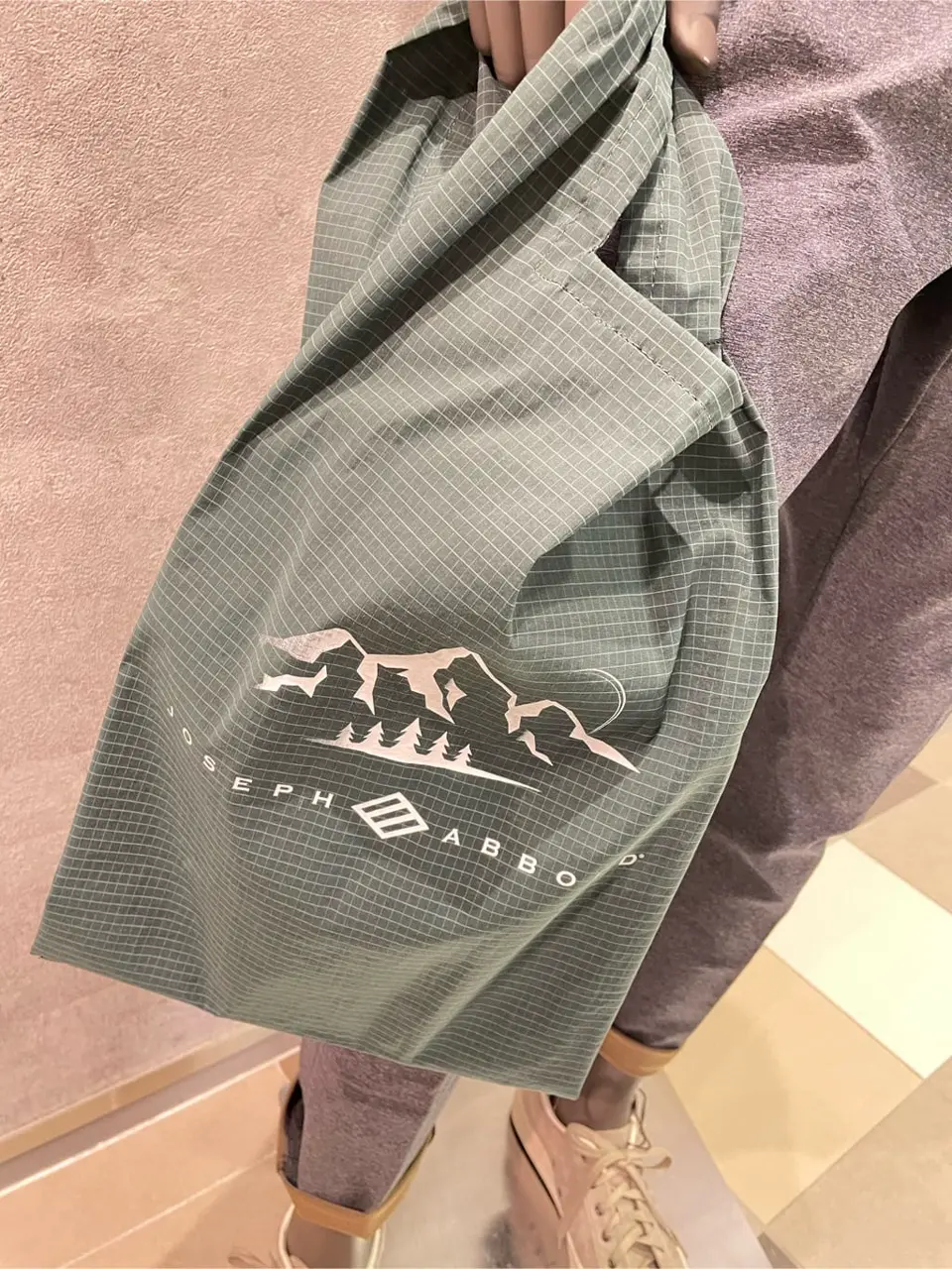 JOSEPH ABBOUD 東　 コーディネート画像