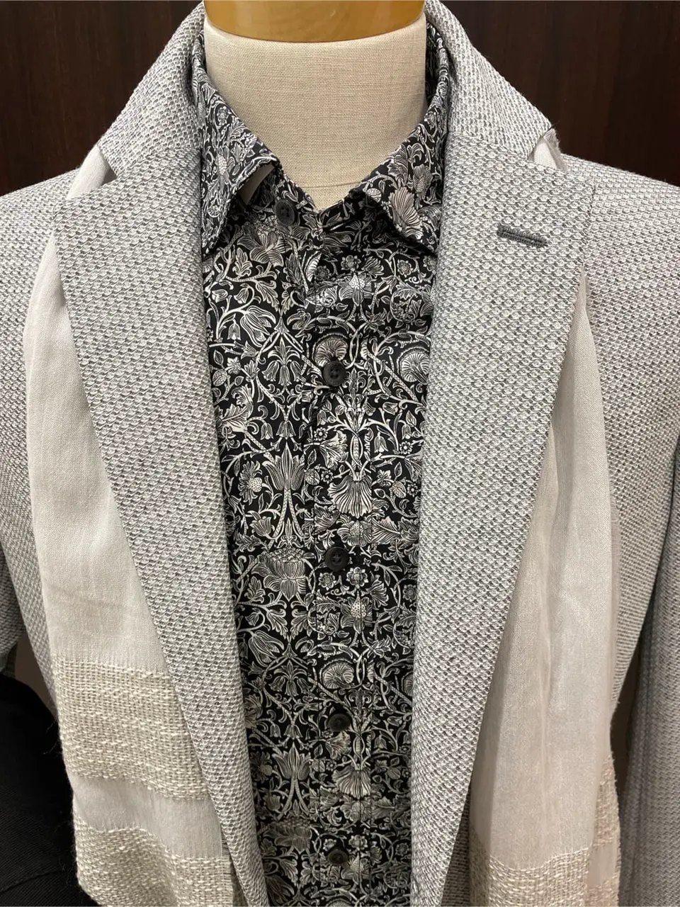 JOSEPH ABBOUD 松山 コーディネート画像