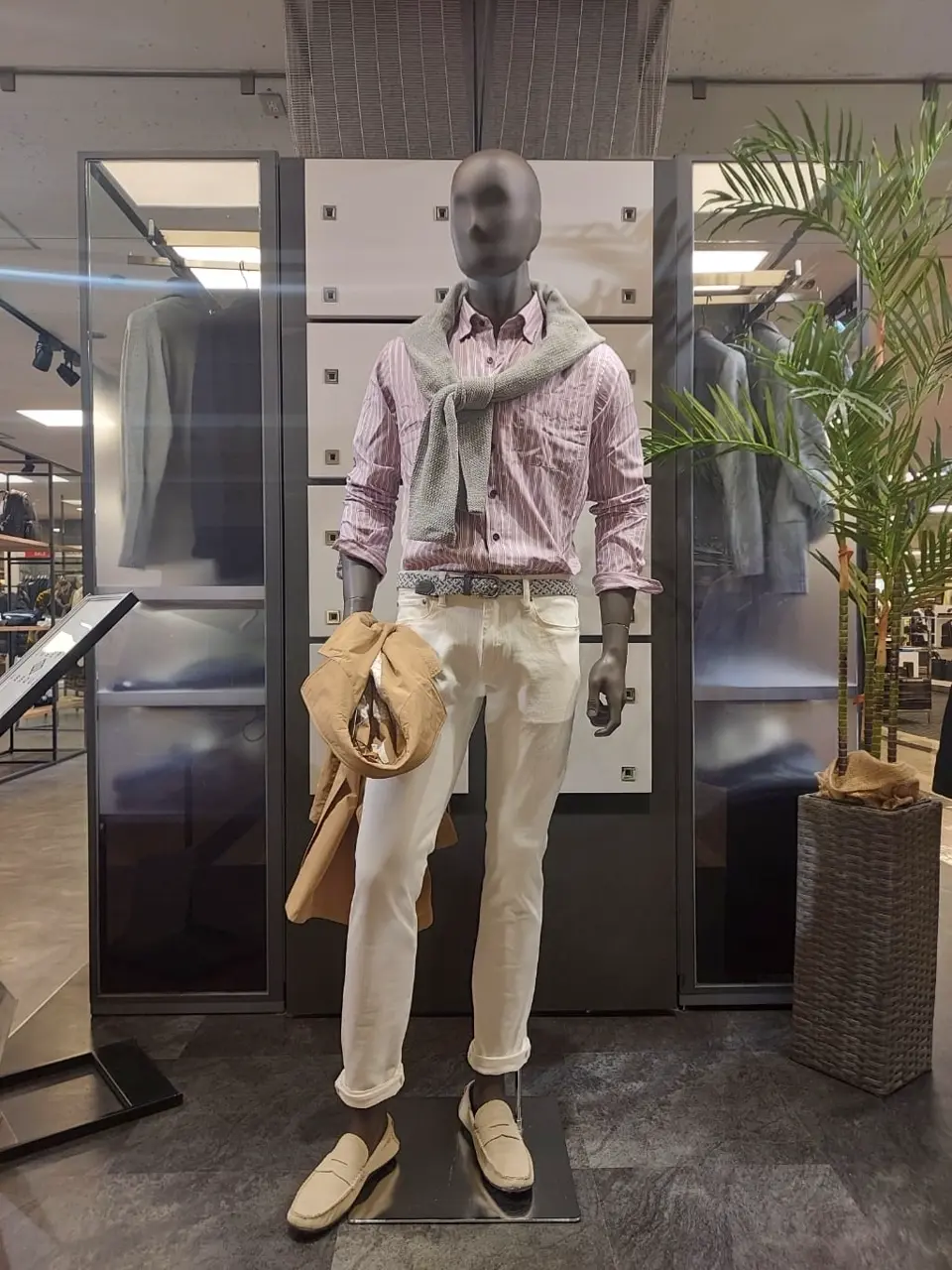  宮下 コーディネート画像