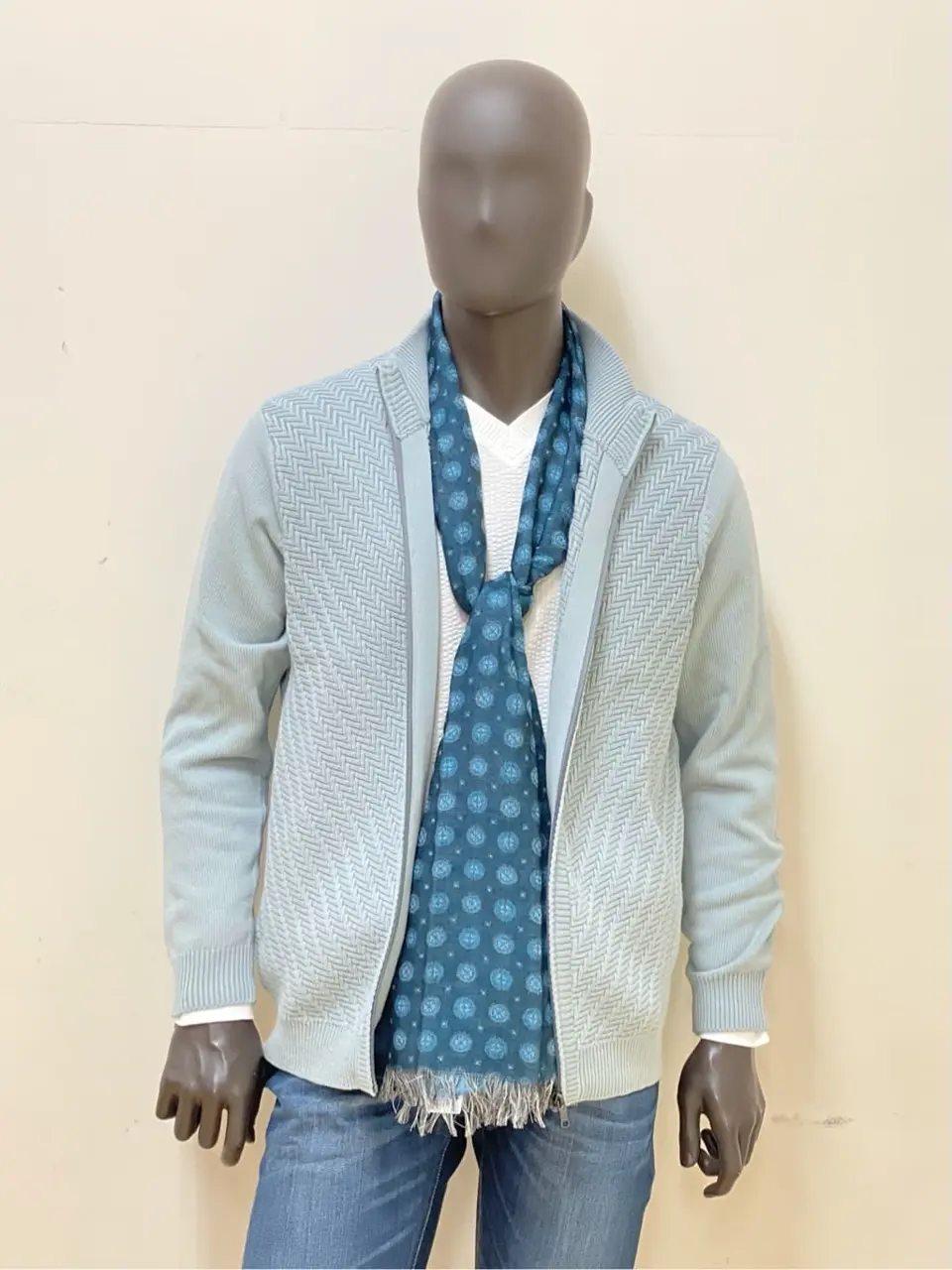 JOSEPH ABBOUD 金本 コーディネート画像