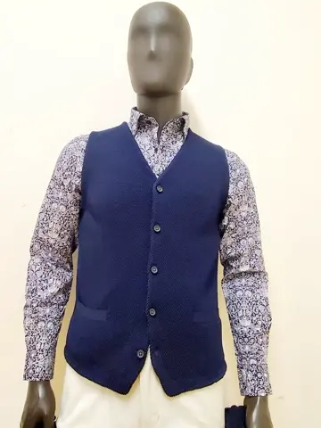 JOSEPH ABBOUD 亀井 コーディネート画像