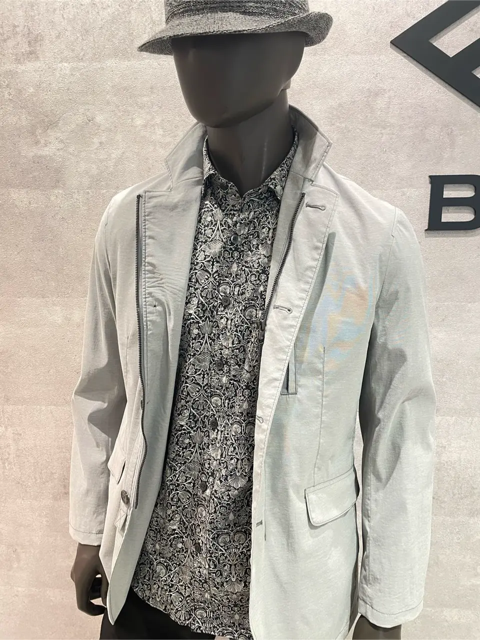 JOSEPH ABBOUD 東　 コーディネート画像