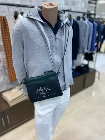JOSEPH ABBOUD たかい　かおり コーディネート画像