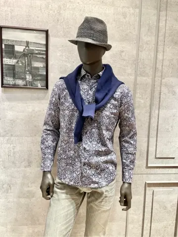 JOSEPH ABBOUD 二澤 コーディネート画像