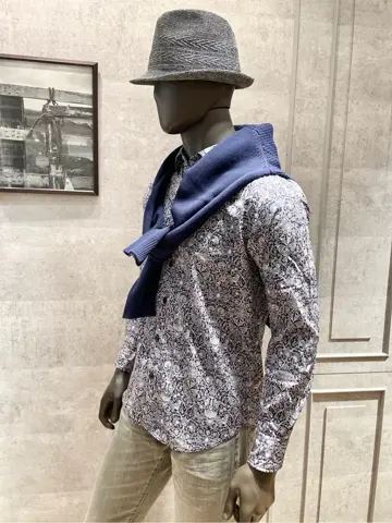 JOSEPH ABBOUD 二澤 コーディネート画像