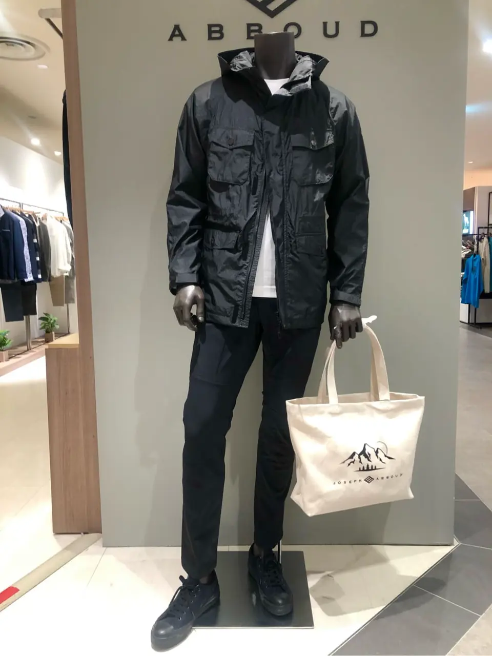 JOSEPH ABBOUD 川田 コーディネート画像