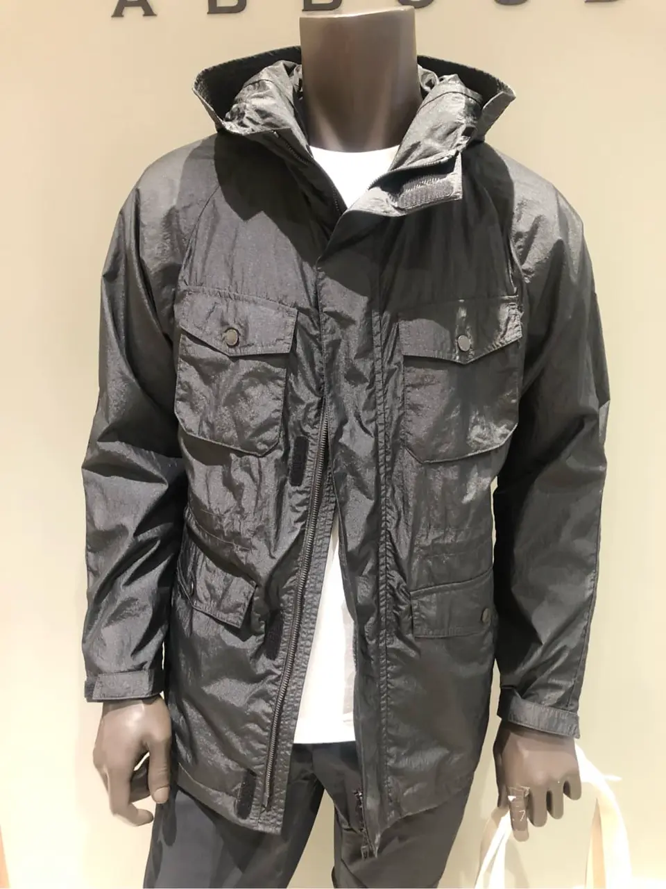 JOSEPH ABBOUD 川田 コーディネート画像