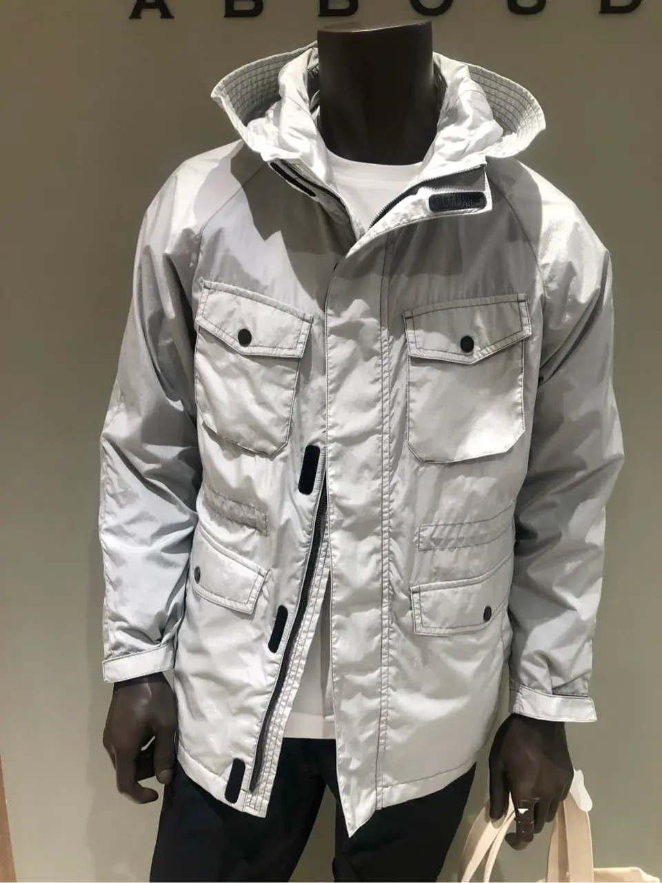 JOSEPH ABBOUD 川田 コーディネート画像