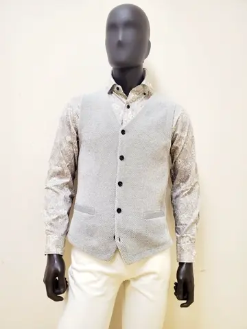 JOSEPH ABBOUD 亀井 コーディネート画像