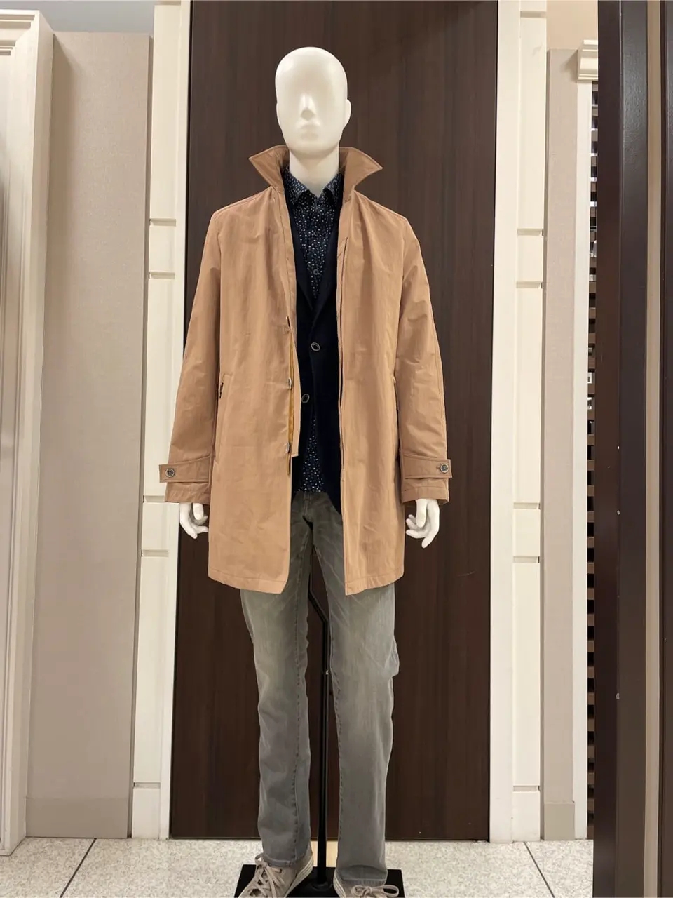 JOSEPH ABBOUD 松山 コーディネート画像