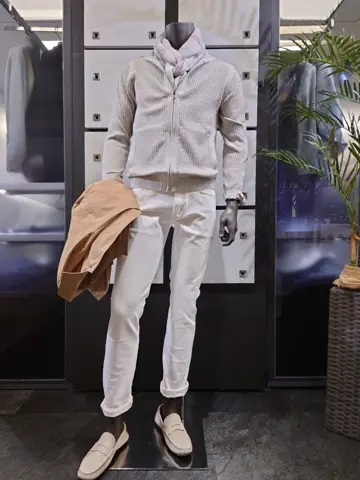 JOSEPH ABBOUD 石川 コーディネート画像