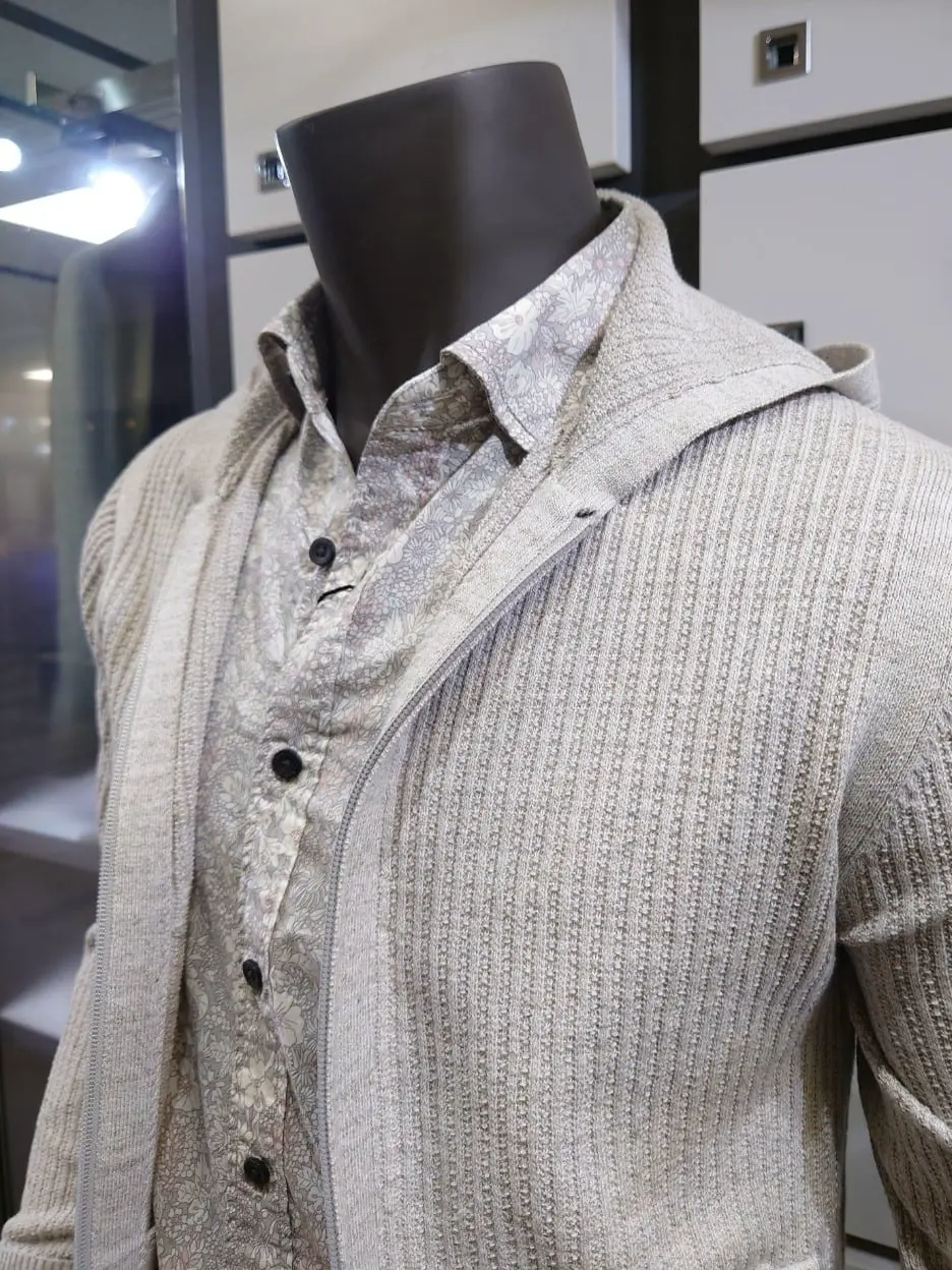 JOSEPH ABBOUD 石川 コーディネート画像