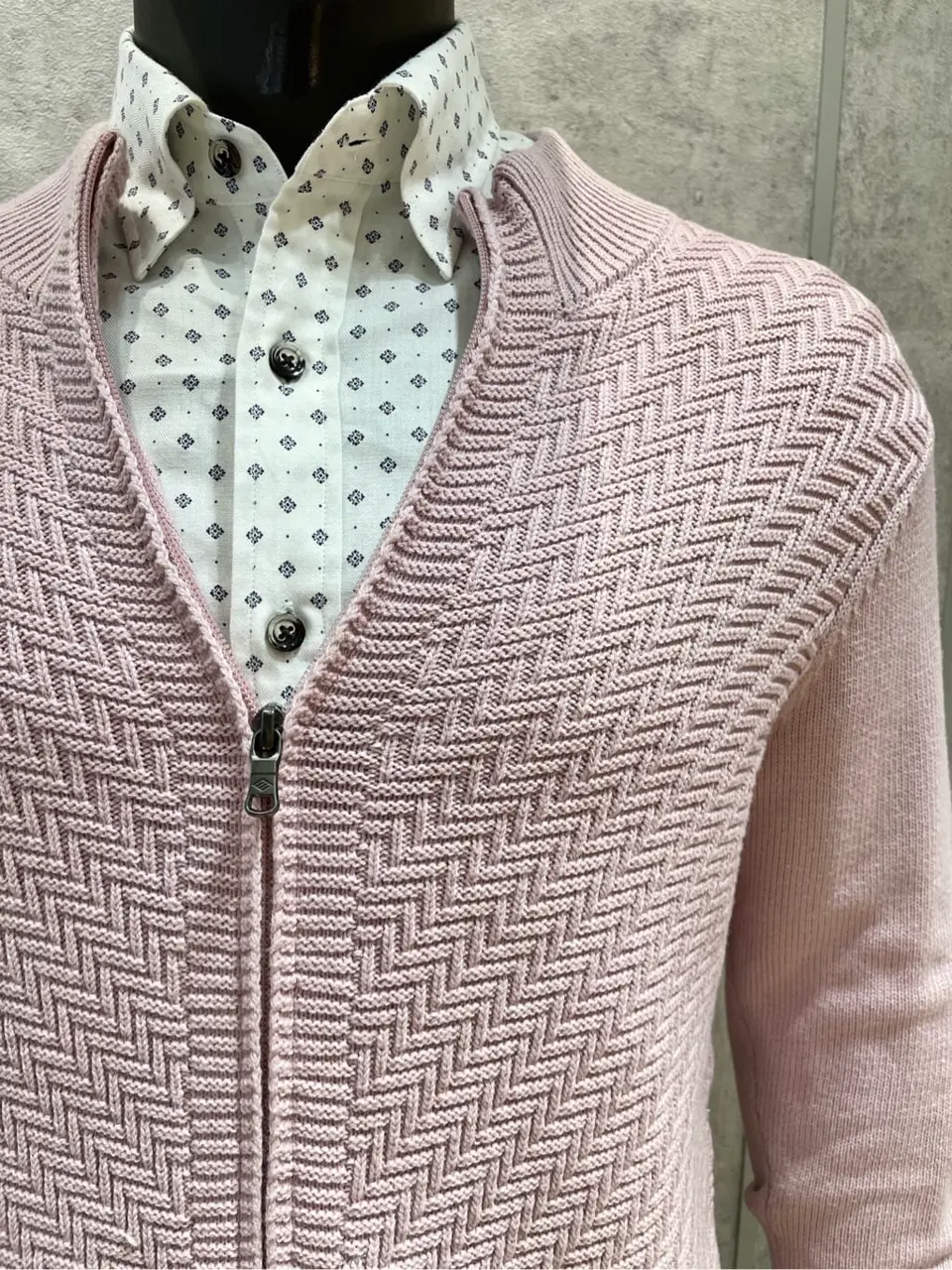 JOSEPH ABBOUD 二澤 コーディネート画像