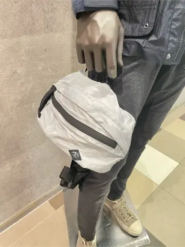 JOSEPH ABBOUD 東　 コーディネート画像