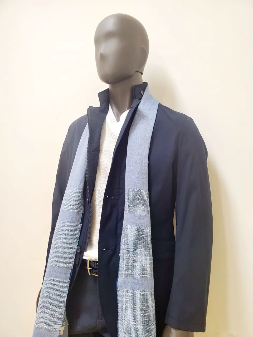 JOSEPH ABBOUD 亀井 コーディネート画像