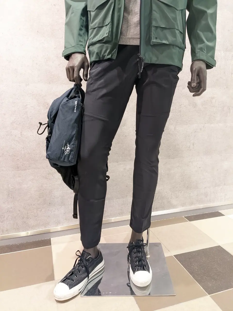 JOSEPH ABBOUD 大久 コーディネート画像