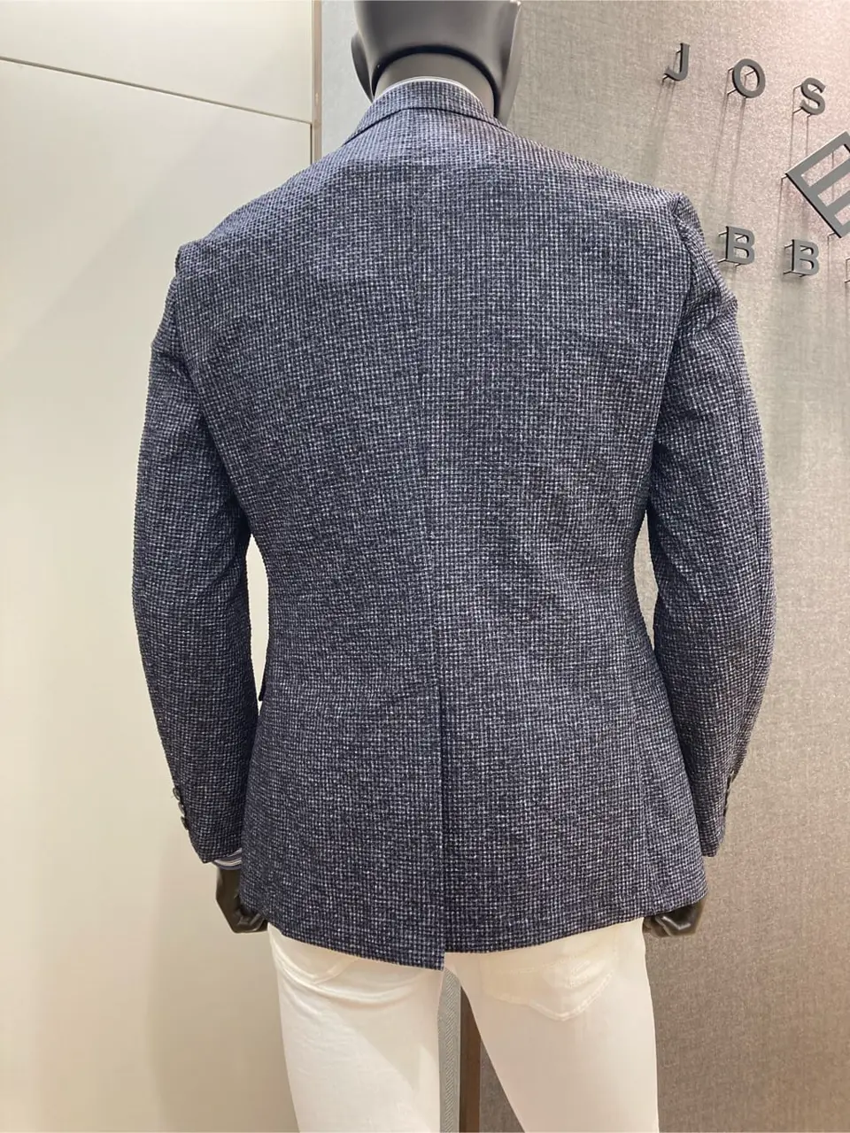 JOSEPH ABBOUD 丈六 コーディネート画像