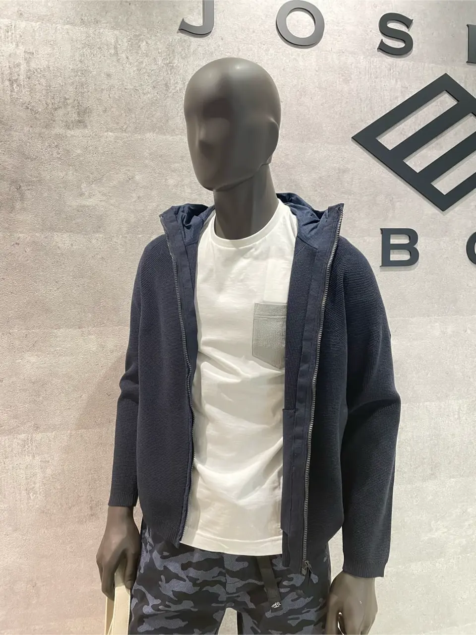 JOSEPH ABBOUD 東　 コーディネート画像