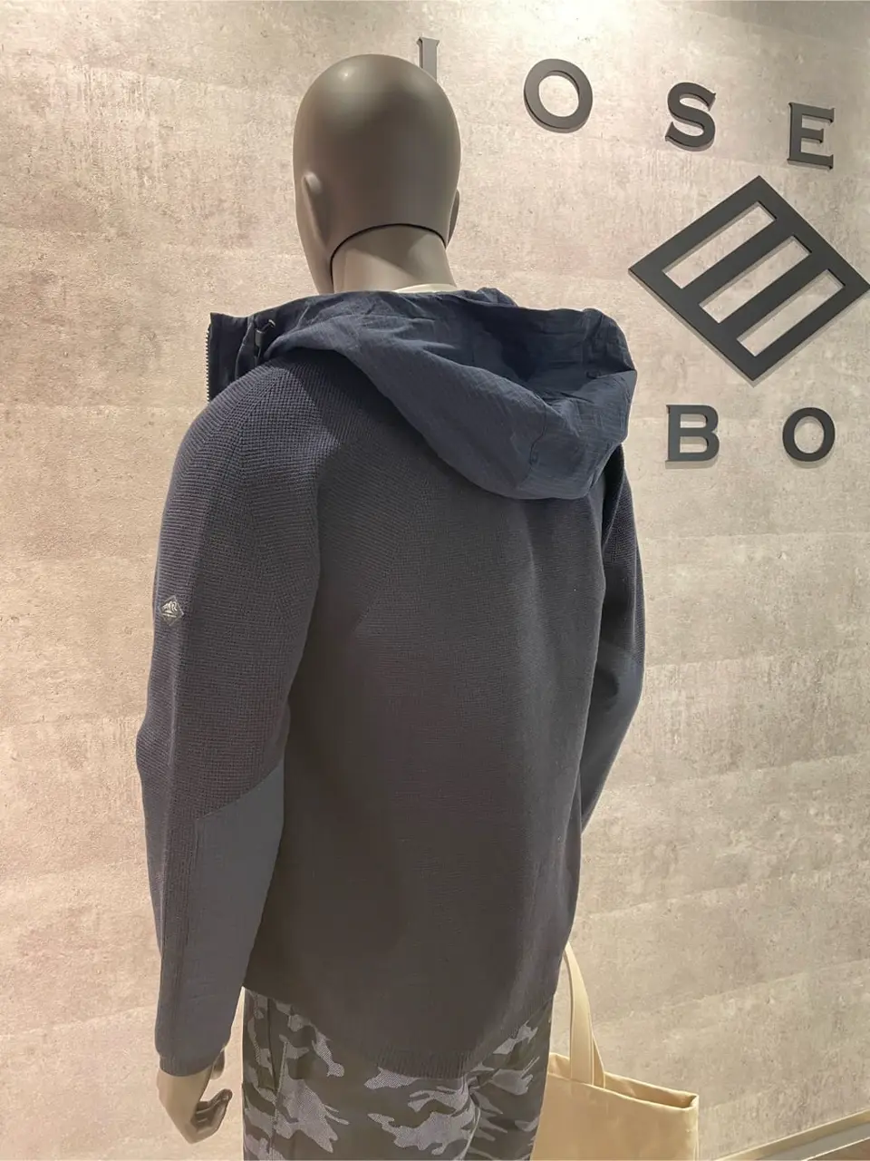 JOSEPH ABBOUD 東　 コーディネート画像