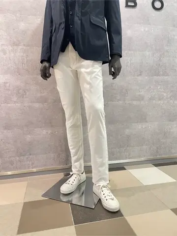 JOSEPH ABBOUD 東　 コーディネート画像