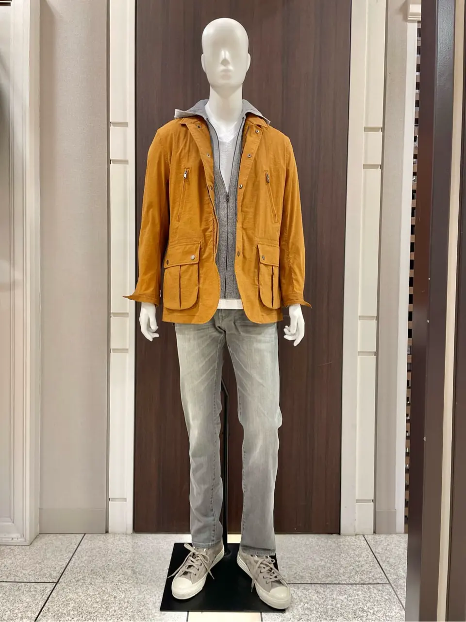 JOSEPH ABBOUD 松山 コーディネート画像