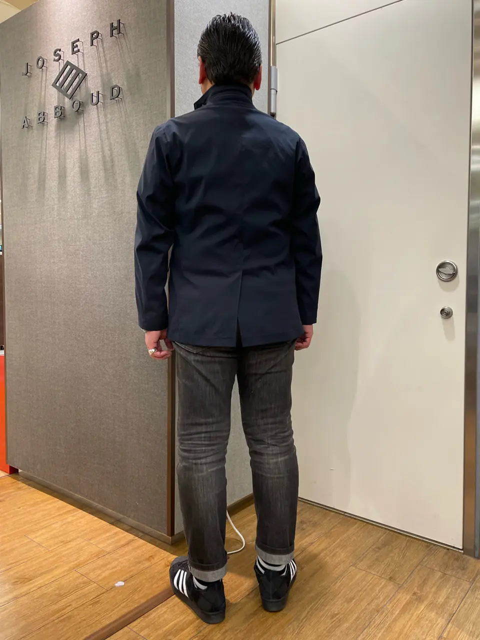 JOSEPH ABBOUD 辰見 コーディネート画像