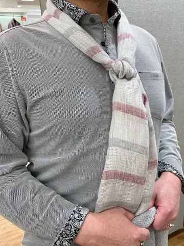 JOSEPH ABBOUD 辰見 コーディネート画像