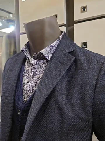 JOSEPH ABBOUD 石川 コーディネート画像