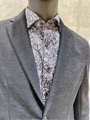 JOSEPH ABBOUD 二澤 コーディネート画像