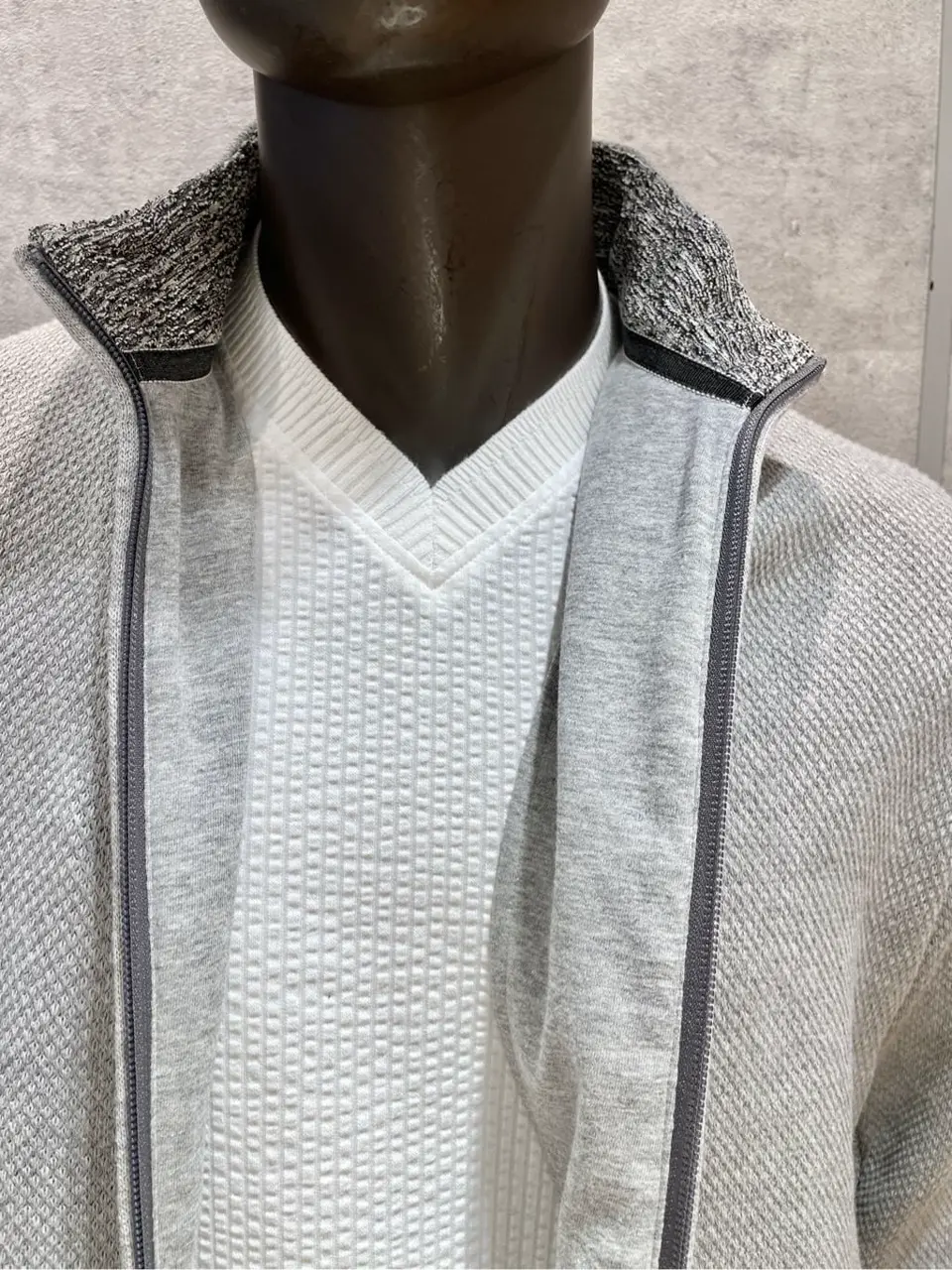 JOSEPH ABBOUD 二澤 コーディネート画像