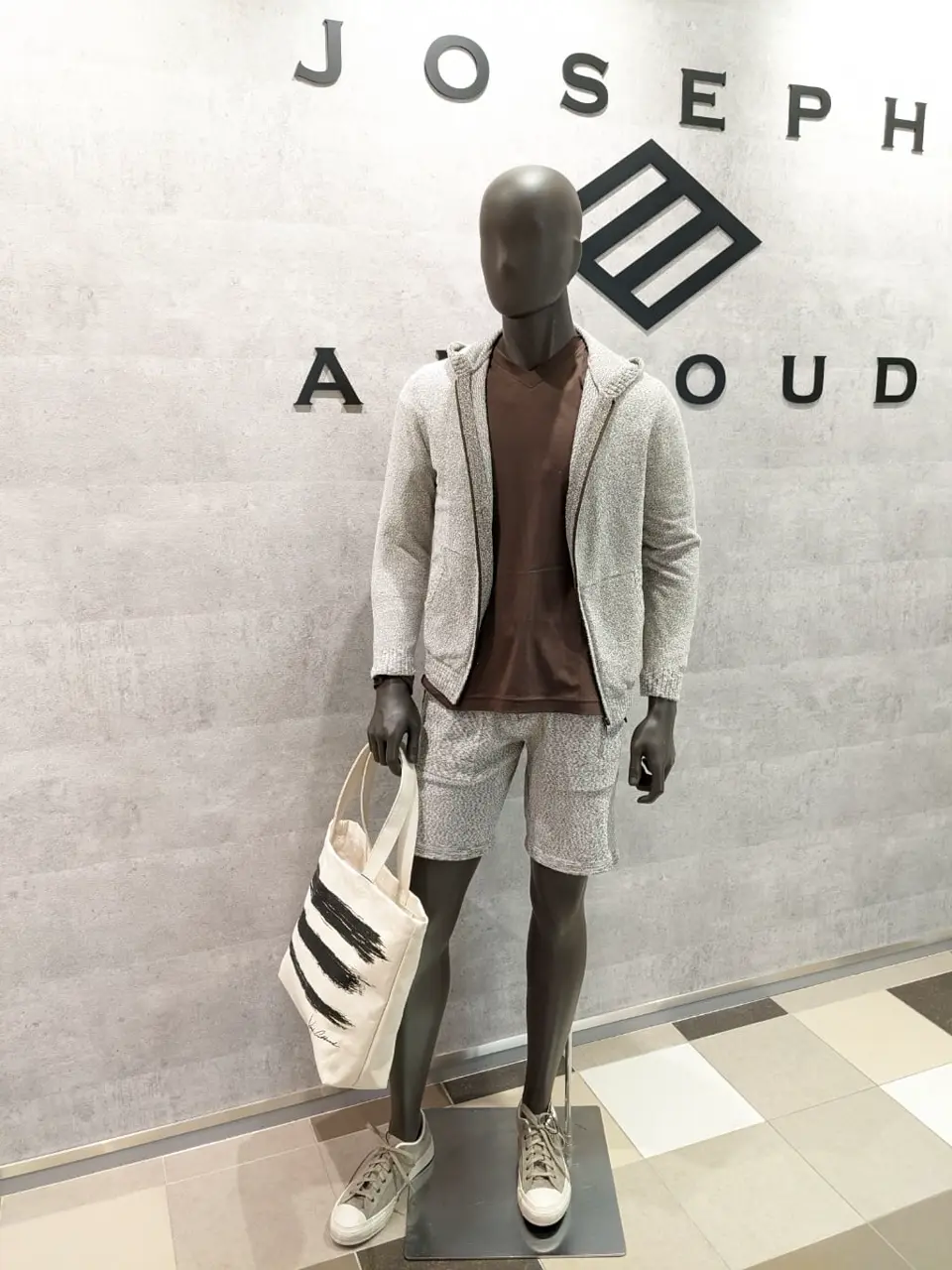  大久 コーディネート画像