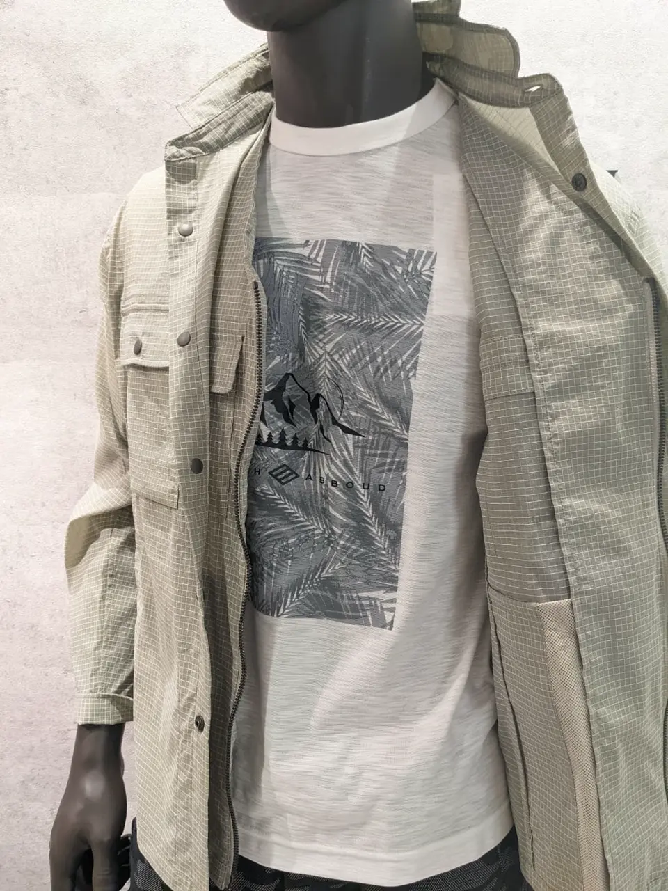 JOSEPH ABBOUD 大久 コーディネート画像