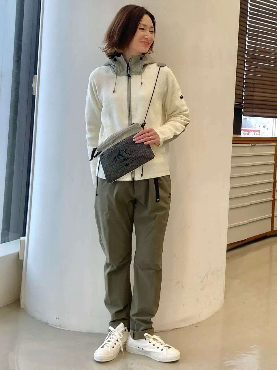  たかい　かおり コーディネート画像