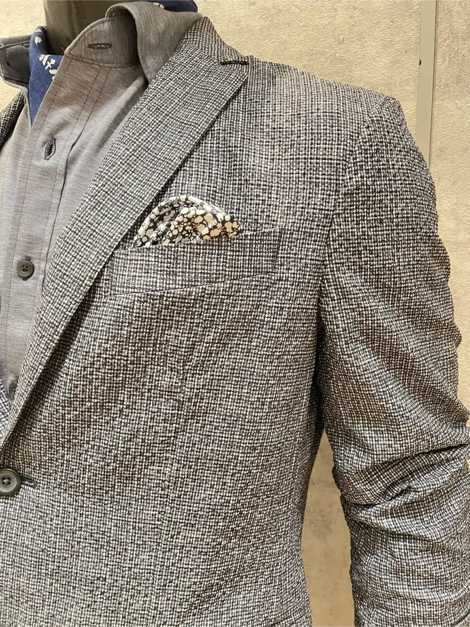 JOSEPH ABBOUD 東　 コーディネート画像