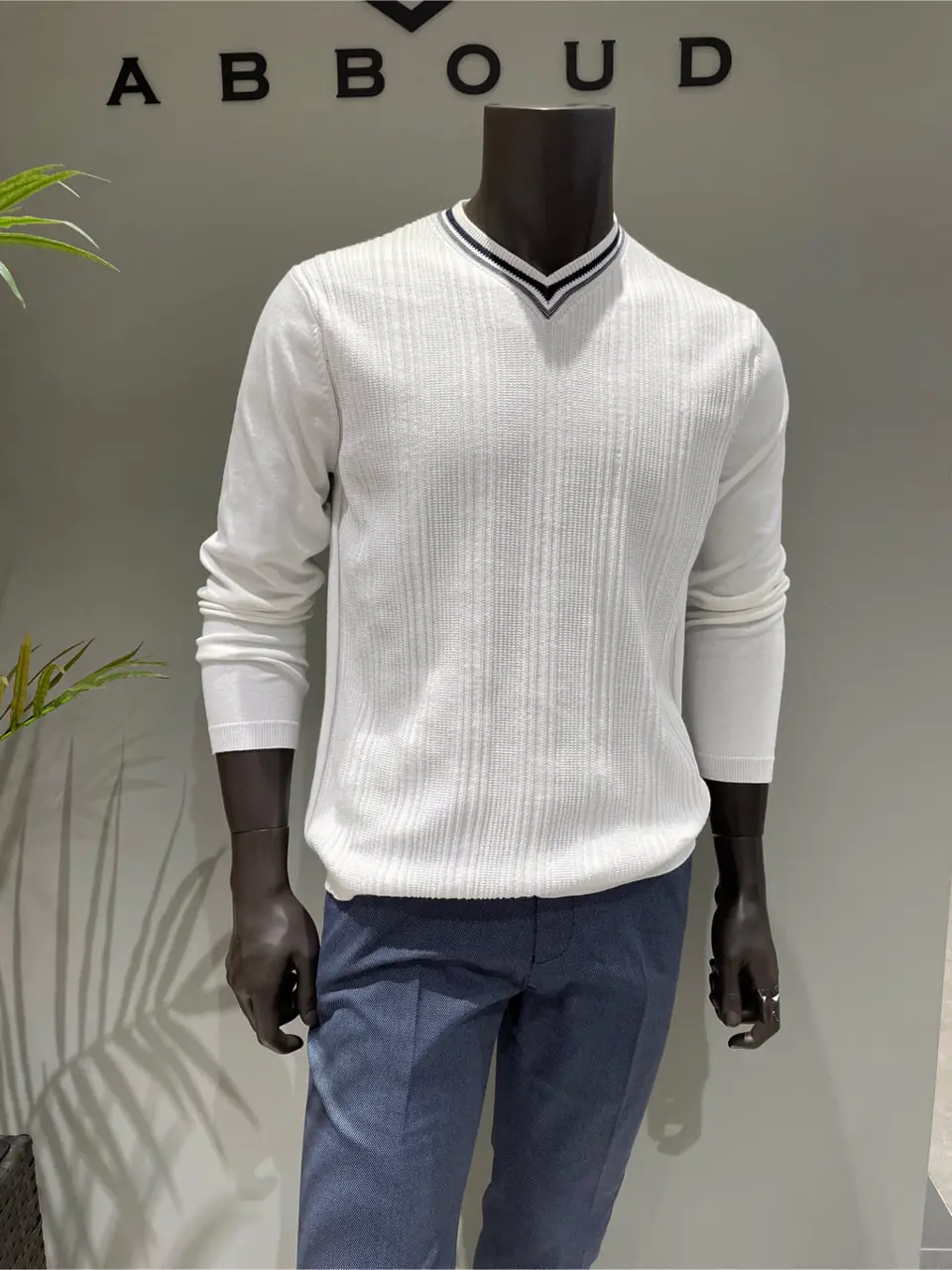 JOSEPH ABBOUD 伊津野 コーディネート画像