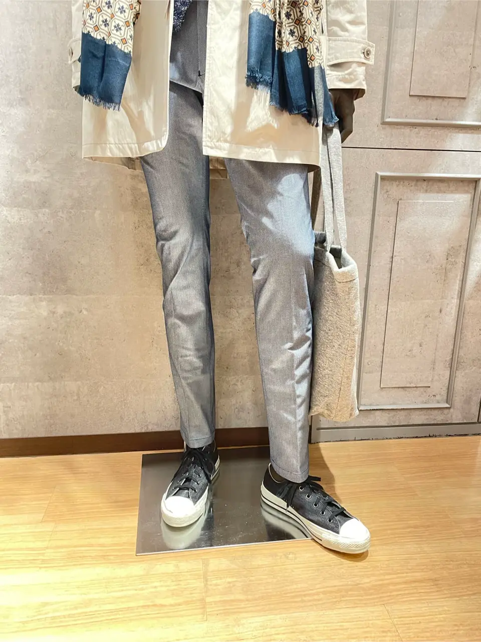 JOSEPH ABBOUD 東　 コーディネート画像