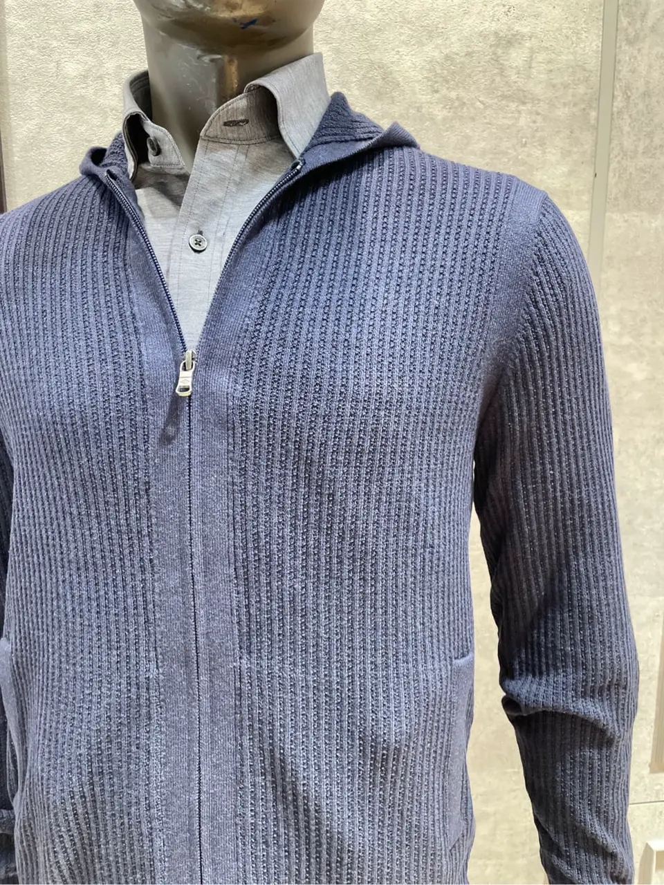 JOSEPH ABBOUD 二澤 コーディネート画像