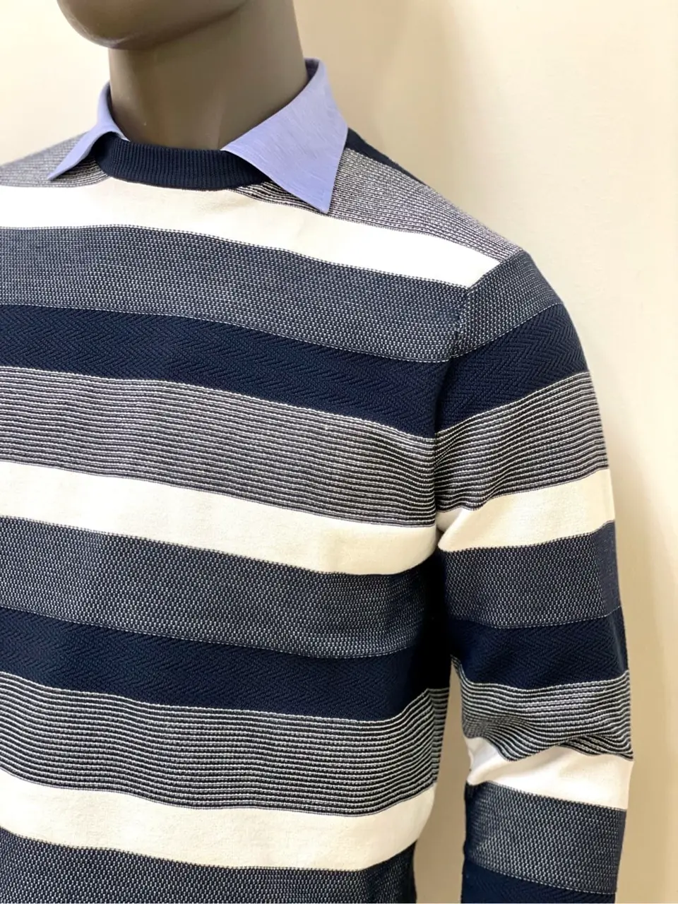 JOSEPH ABBOUD 金本 コーディネート画像