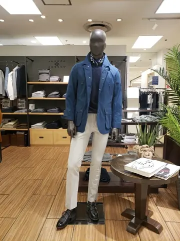 JOSEPH ABBOUD 中西 コーディネート画像