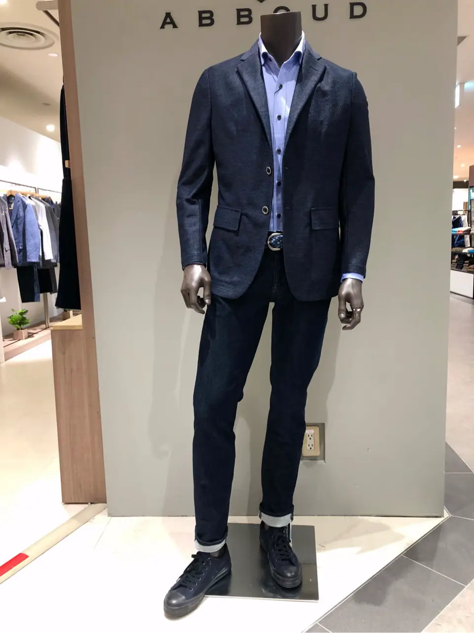 JOSEPH ABBOUD 川田 コーディネート画像