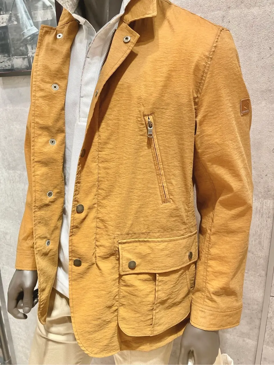 JOSEPH ABBOUD 二澤 コーディネート画像