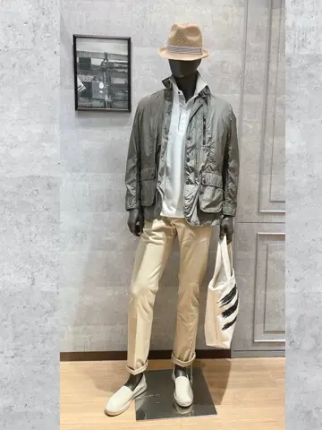 JOSEPH ABBOUD 二澤 コーディネート画像