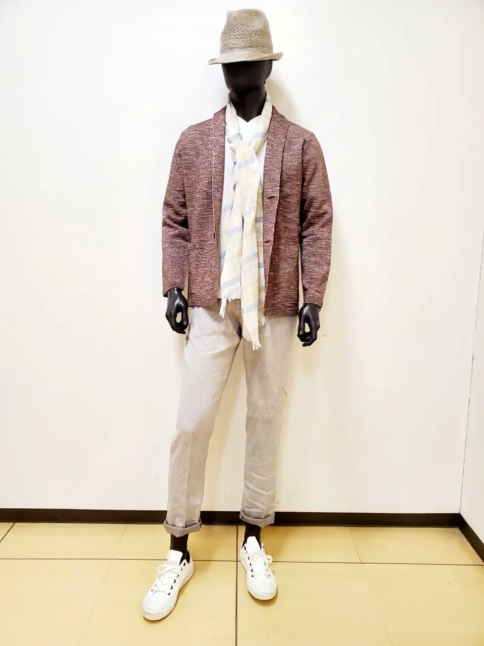  亀井 コーディネート画像