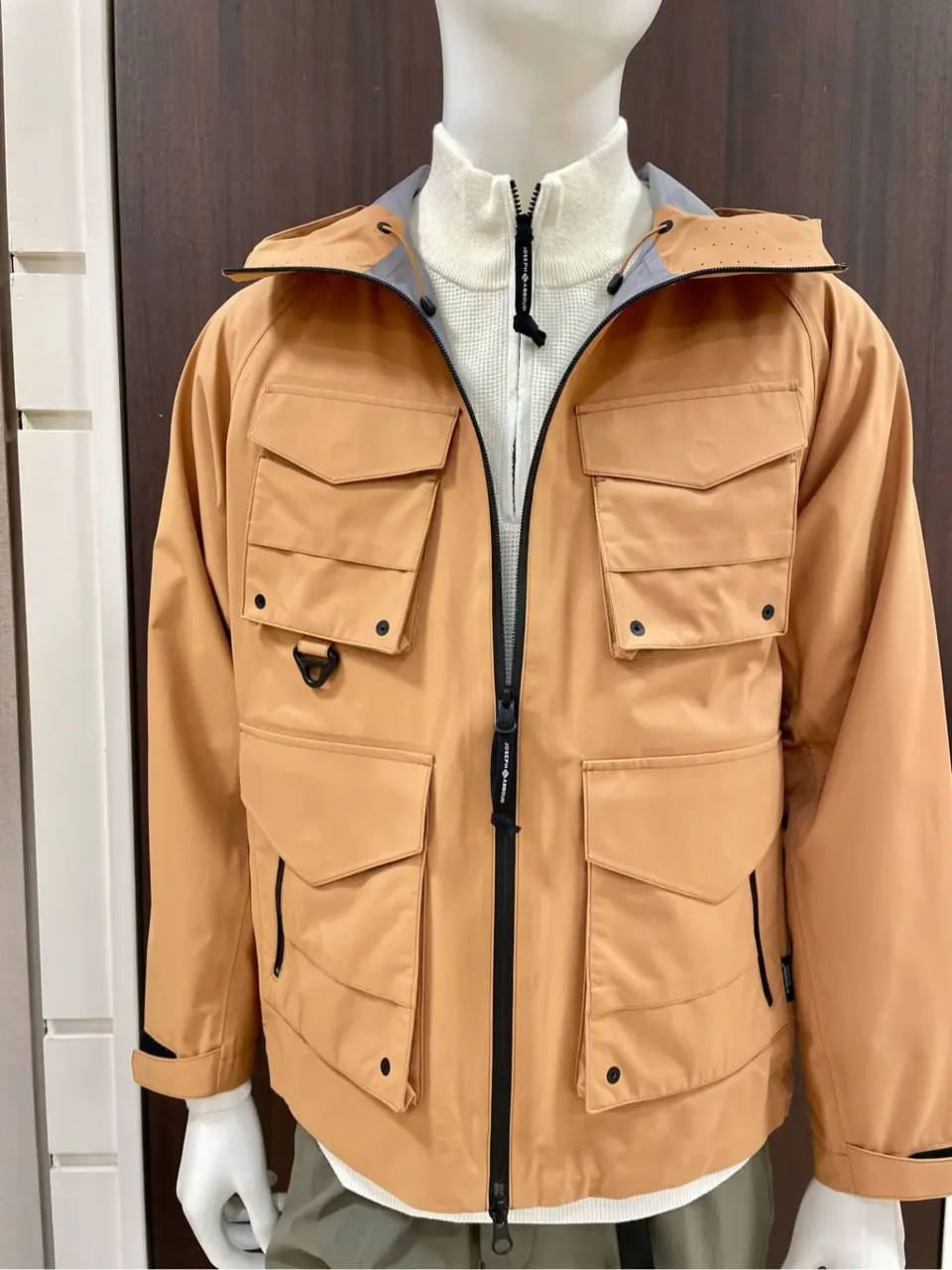 JOSEPH ABBOUD 松山 コーディネート画像